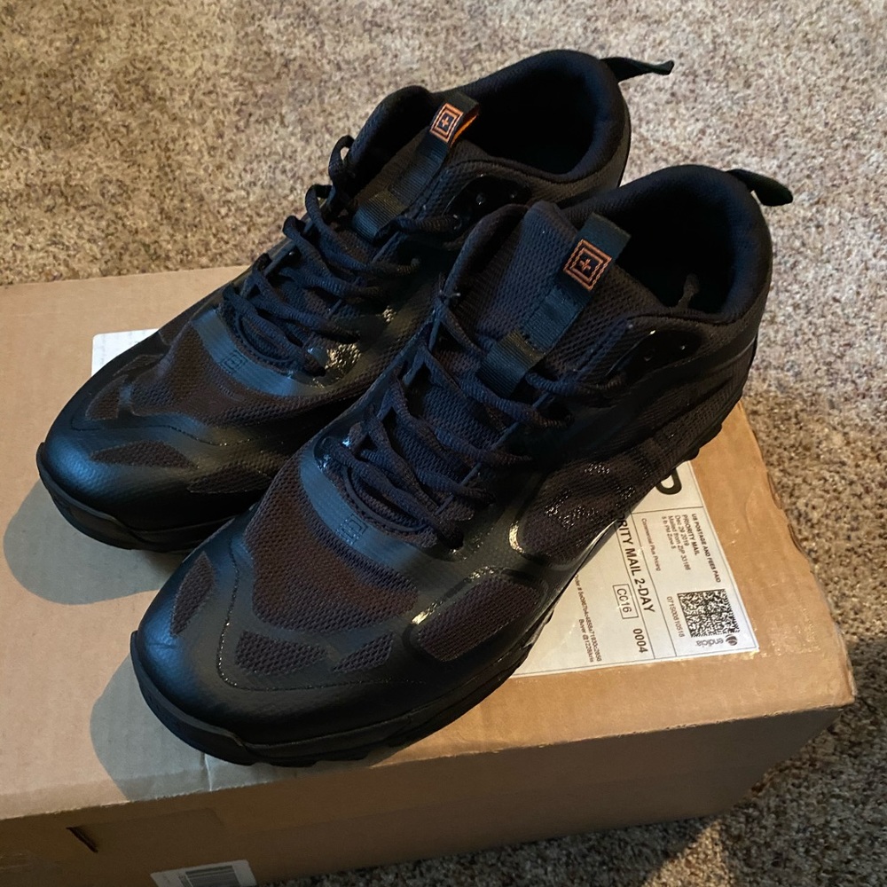 5.11 tactical Abr trainers worn once